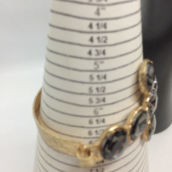 3/$30 SMOKEY FACETED ACRYLIC CROSS BANGLE BRACELET TEXTURED GOLD TONE - Picture 10 of 10